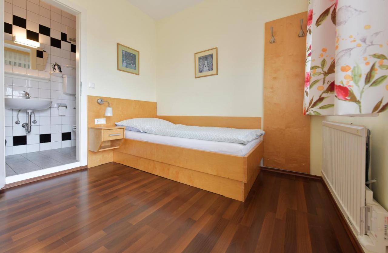 Hotel Blumenhof Wegleitner à Illmitz Extérieur photo